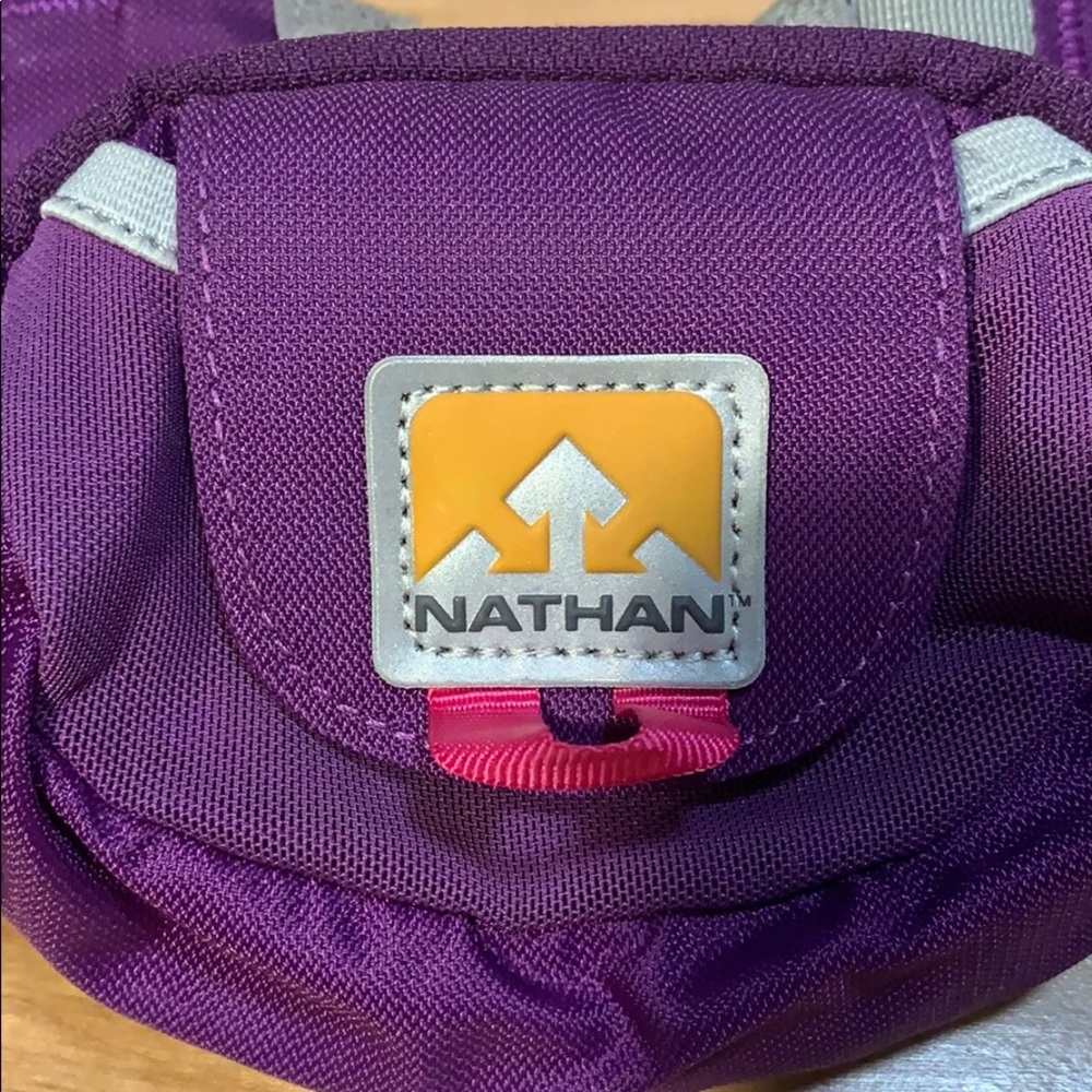 🛑 ONE DAY SALE 🛑 Nathan Running Hydration Belt
